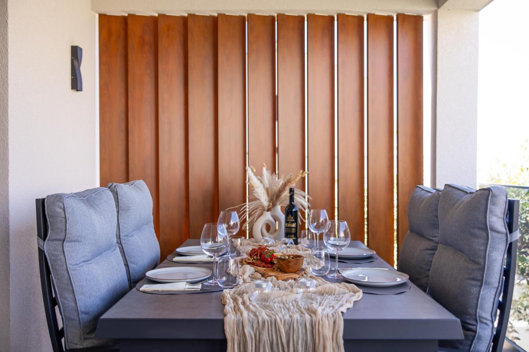 Kadena Luxury Apartment *