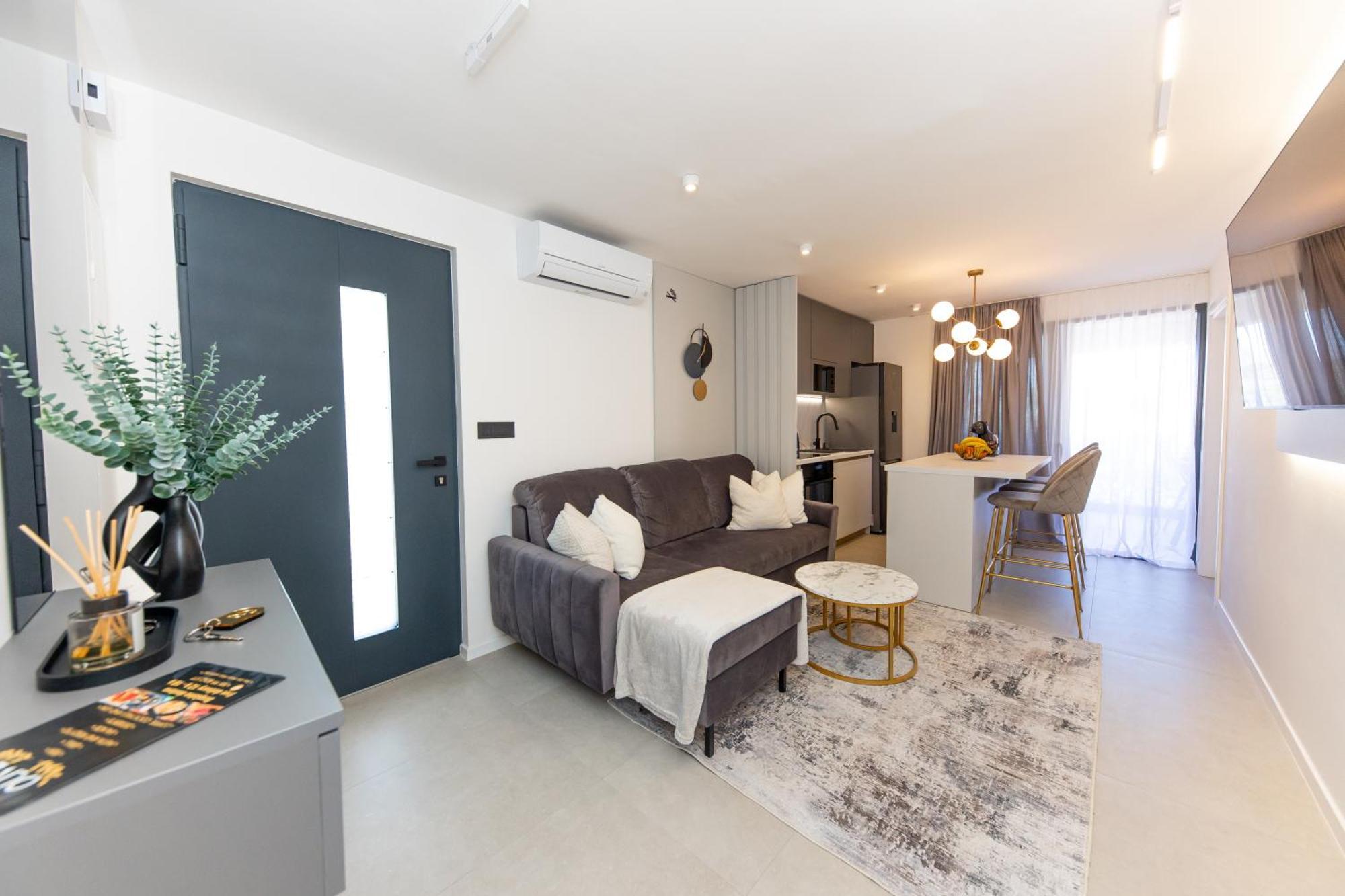 Kadena Luxury Apartment