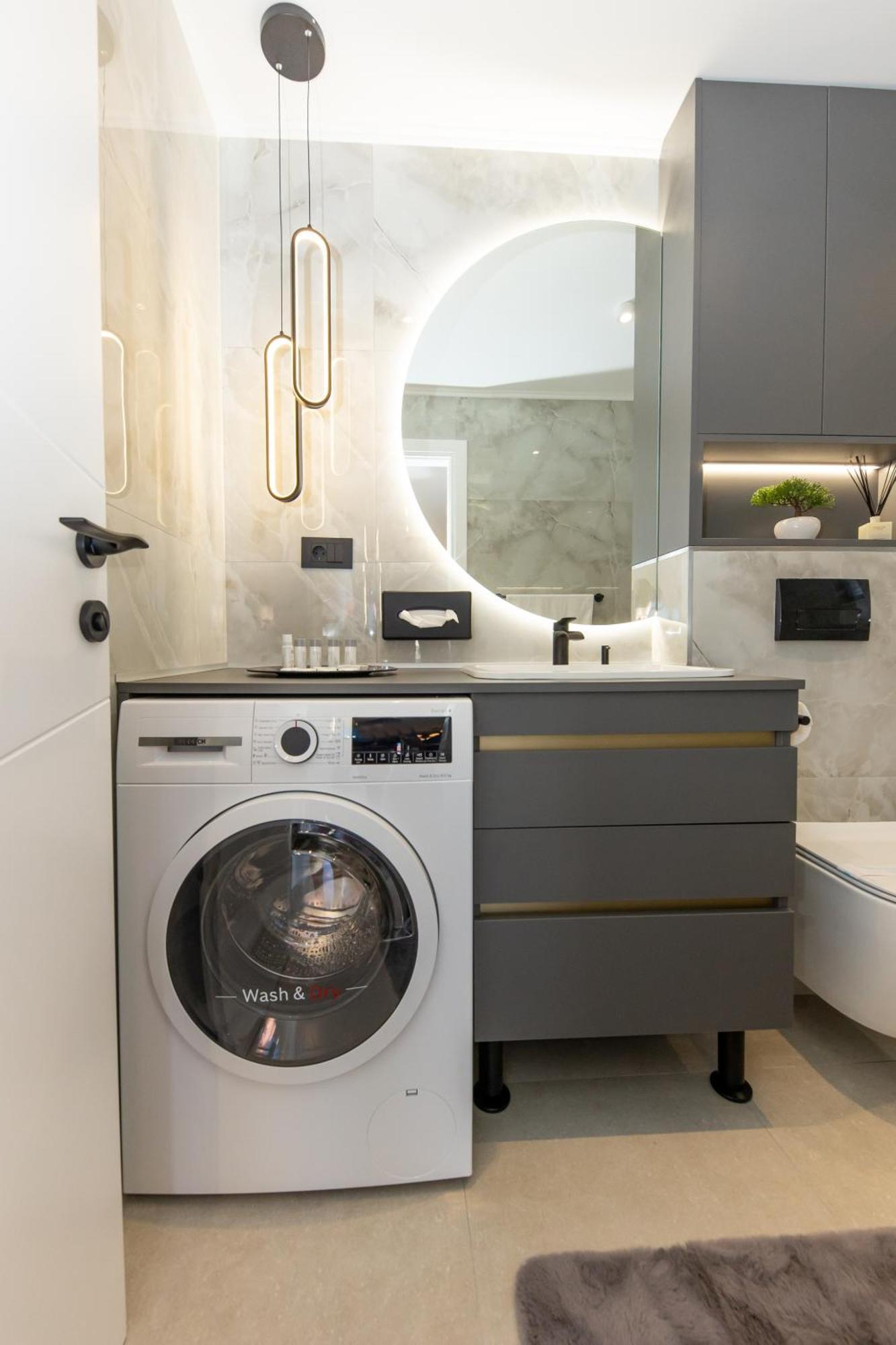 Kadena Luxury Apartment